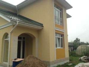Дом из газобетона по индивидуальному проекту в комплектации под ключ в Гатчине